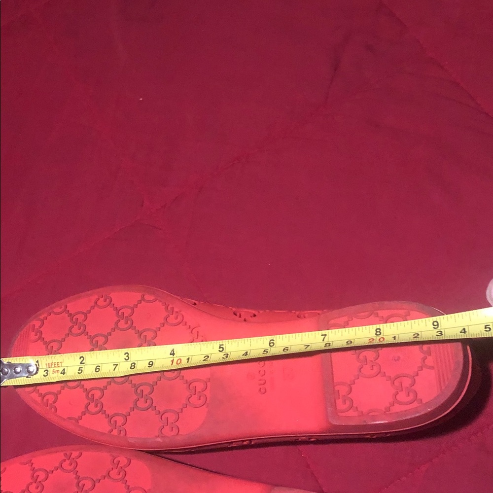 Gucci Scarlet Cutout Loafers - Picture 3 of 5